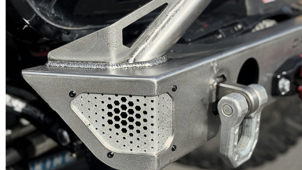 SPORT SERIES EVO FRONT BUMPER ON BLACK GLADIATOR CLOSE UP